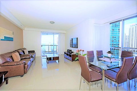 The Towers Of Chevron Renaissance - Holidays Gold Coast - Great Ocean Road Tourism 30