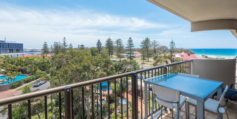 De Ville Apartments - Great Ocean Road Tourism 12