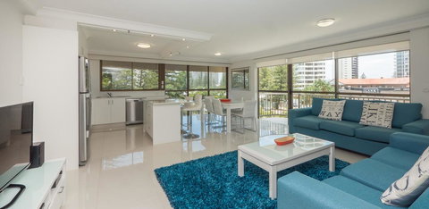 De Ville Apartments - Great Ocean Road Tourism 21