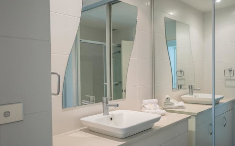 De Ville Apartments - Great Ocean Road Tourism 25