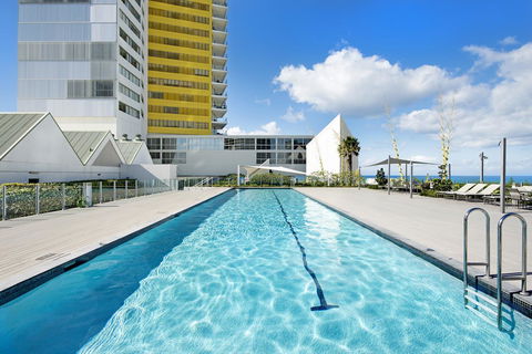 ULTIQA Air On Broadbeach - Great Ocean Road Tourism 5