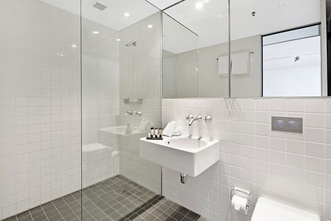 ULTIQA Air On Broadbeach - Great Ocean Road Tourism 31