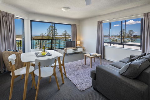 Belaire Place Motel Apartments - Great Ocean Road Tourism 8