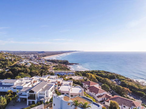 The Point Coolum - Great Ocean Road Tourism 3