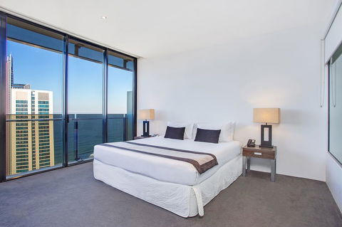 Mantra Circle On Cavill - Great Ocean Road Tourism 9