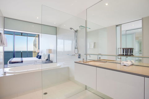 Mantra Circle On Cavill - Great Ocean Road Tourism 6