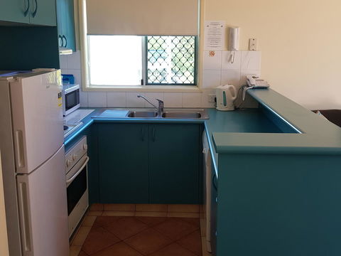 Surfers Beach Resort One - Great Ocean Road Tourism 26