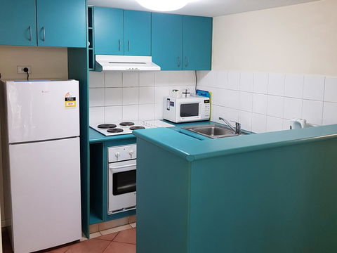 Surfers Beach Resort One - Great Ocean Road Tourism 18