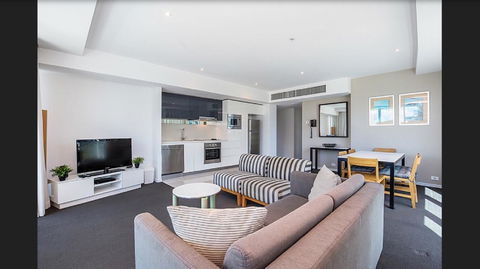 Gold Coast Private Apartments - H Residences, Surfers Paradise - Great Ocean Road Tourism 33