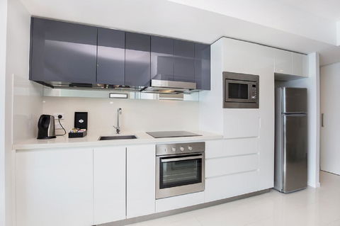 Gold Coast Private Apartments - H Residences, Surfers Paradise - Great Ocean Road Tourism 24