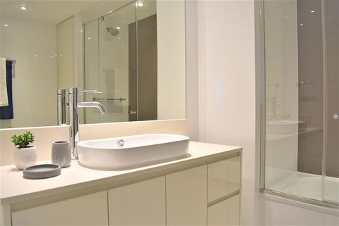 Gold Coast Private Apartments - H Residences, Surfers Paradise - Great Ocean Road Tourism 13