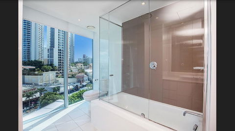 Gold Coast Private Apartments - H Residences, Surfers Paradise - Great Ocean Road Tourism 36