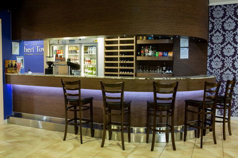 The Robert Towns - Great Ocean Road Tourism 14