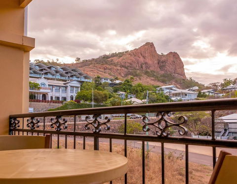 The Robert Towns - Great Ocean Road Tourism 8