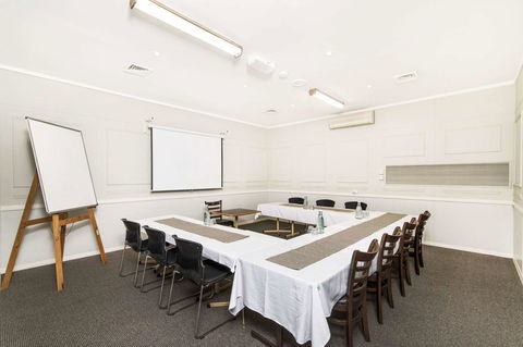 The Robert Towns - Great Ocean Road Tourism 19