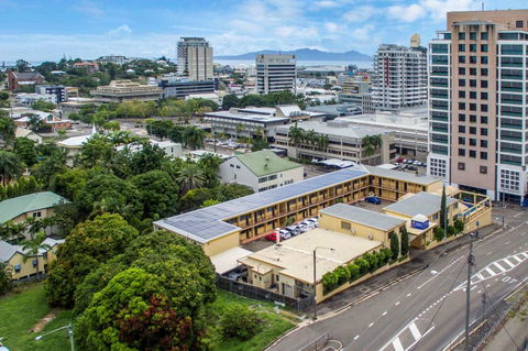 The Robert Towns - Great Ocean Road Tourism 24