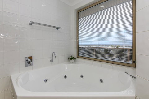 Mantra Mackay - Great Ocean Road Tourism 39