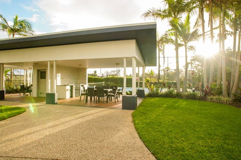 San Marino By The Sea Apartments - Great Ocean Road Tourism 24