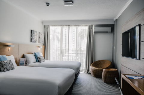 Novotel Cairns Oasis Resort - Great Ocean Road Tourism 3