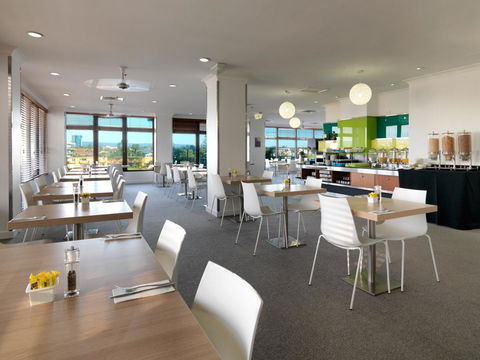 Vibe Hotel Gold Coast - Great Ocean Road Tourism 34