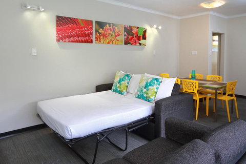 Palm Beach Hotel - Great Ocean Road Tourism 22