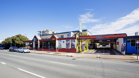 Palm Beach Hotel - Great Ocean Road Tourism 6