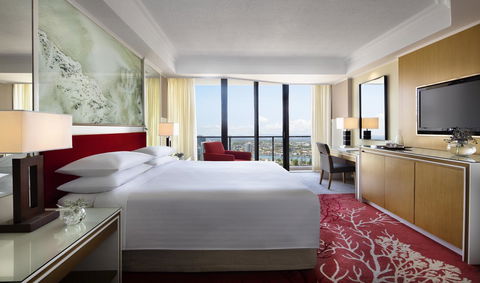 JW Marriott Gold Coast Resort & Spa - Great Ocean Road Tourism 8