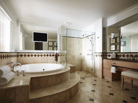 JW Marriott Gold Coast Resort & Spa - Great Ocean Road Tourism 36
