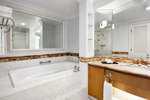JW Marriott Gold Coast Resort & Spa - Great Ocean Road Tourism 22