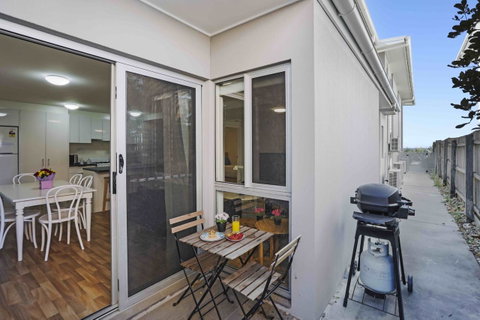 Sandbox Apartments - Great Ocean Road Tourism 21