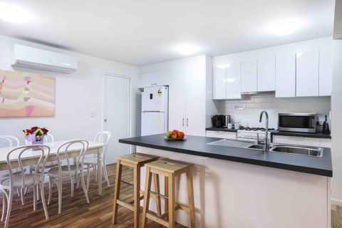 Sandbox Apartments - Great Ocean Road Tourism 19