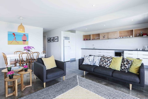 Sandbox Apartments - Great Ocean Road Tourism 13