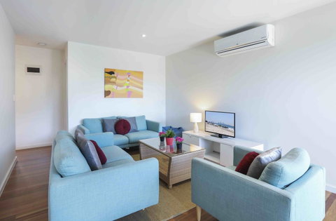Sandbox Apartments - Great Ocean Road Tourism 33