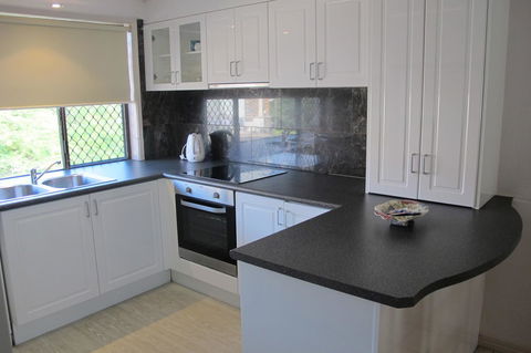 Grangewood Court Apartments - Great Ocean Road Tourism 24