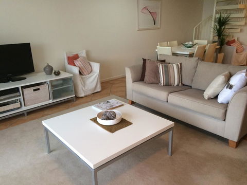 Horizons At Peregian - Great Ocean Road Tourism 14