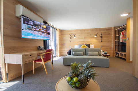 The Island Gold Coast - Great Ocean Road Tourism 16