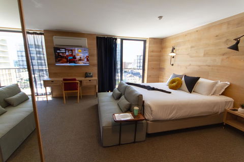 The Island Gold Coast - Great Ocean Road Tourism 11