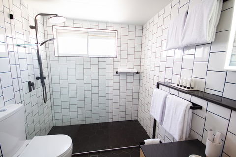 The Island Gold Coast - Great Ocean Road Tourism 3