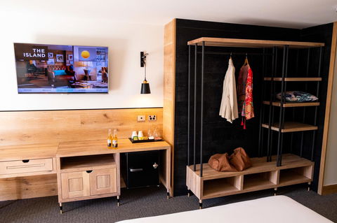 The Island Gold Coast - Great Ocean Road Tourism 23