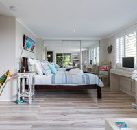 Private guest suite high on Currumbin hill - Great Ocean Road Tourism