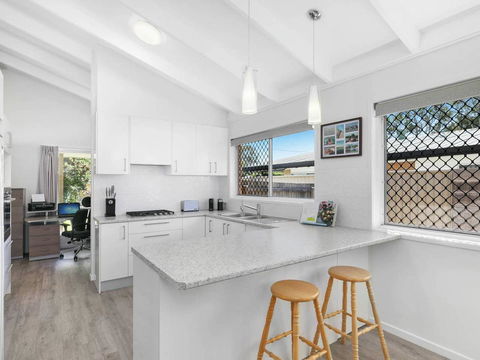 Beautiful Home- Walk To Beach-Short Drive To Noosa - Great Ocean Road Tourism 0