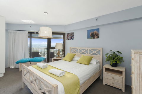 Burleigh Esplanade Apartments - Great Ocean Road Tourism 17