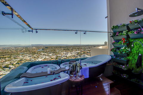 Burleigh Esplanade Apartments - Great Ocean Road Tourism 8