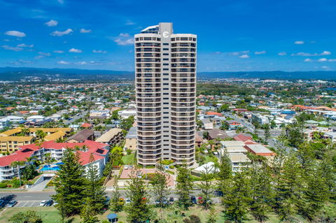 Burleigh Esplanade Apartments - Great Ocean Road Tourism 13