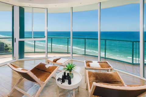The Waterford On Main Beach - Great Ocean Road Tourism 1
