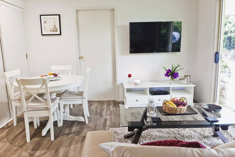 Shasta Place - Great Ocean Road Tourism 15