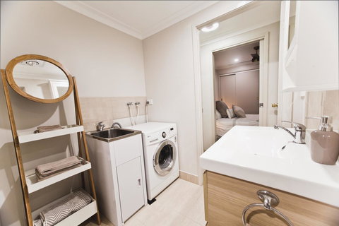 Shasta Place - Great Ocean Road Tourism 18