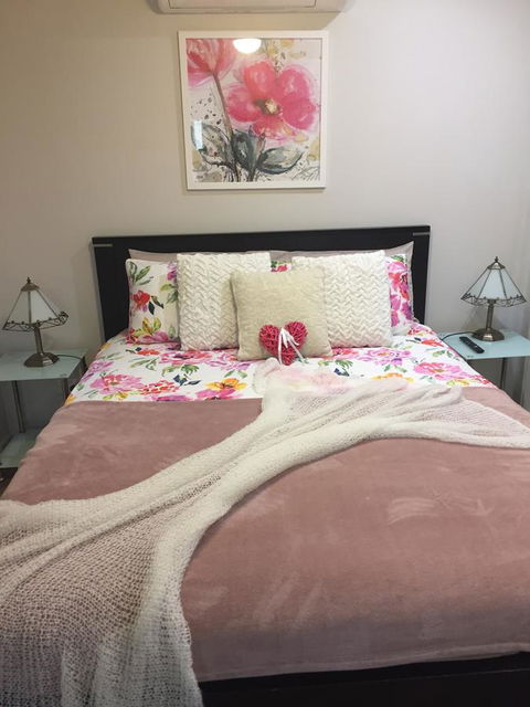 Shasta Place - Great Ocean Road Tourism 1