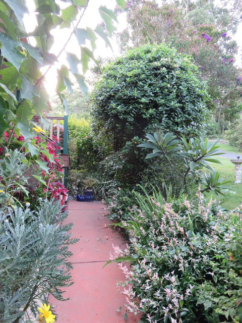 Shasta Place - Great Ocean Road Tourism 5