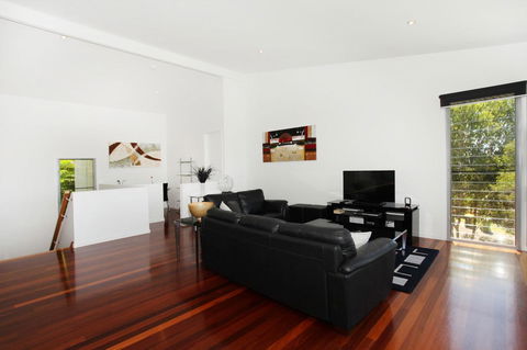 224 Centenary Heights Road Coolum Beach, 500 Dollar Bond, Linen Included - Great Ocean Road Tourism 4